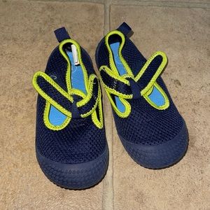 Cat & Jack- Toddler Water Shoes size 8